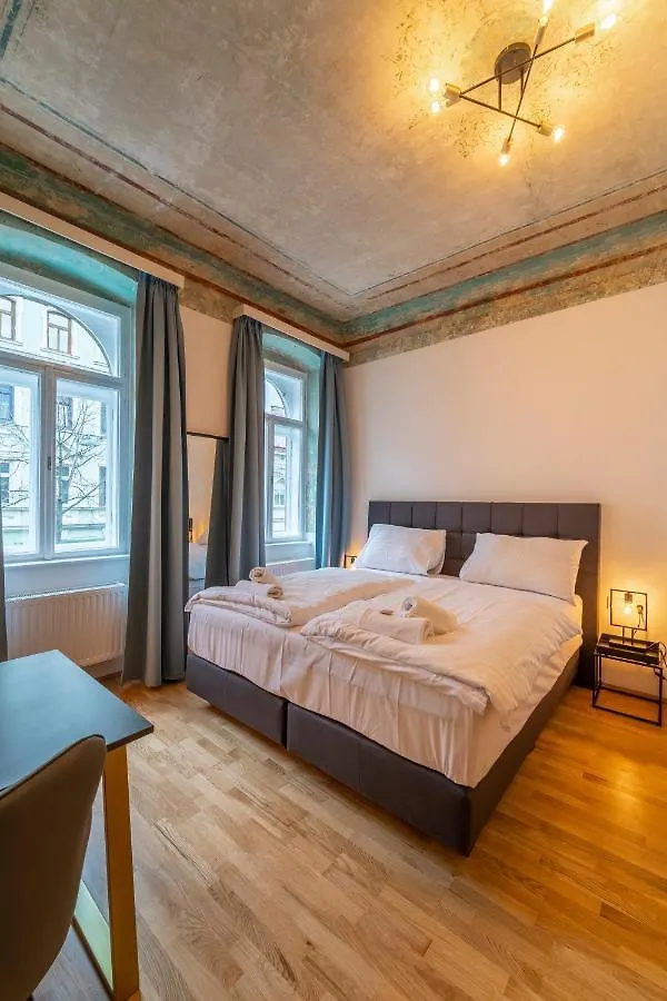 Apartment Josef'S Home I Renaissance Studio Vienna